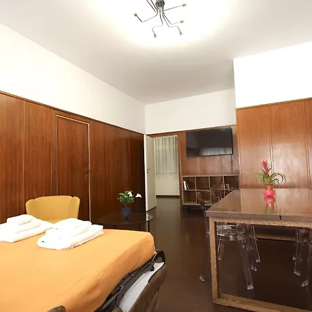 Borghese House Apartman *